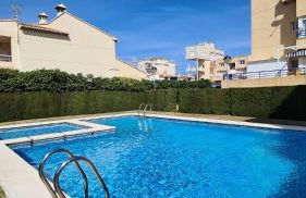 Oliva Moon - Photo 1