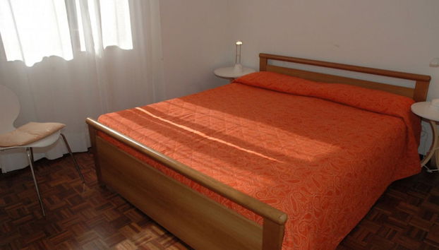 Spacious Villa With Garden and Garage - Foto 4, Camera