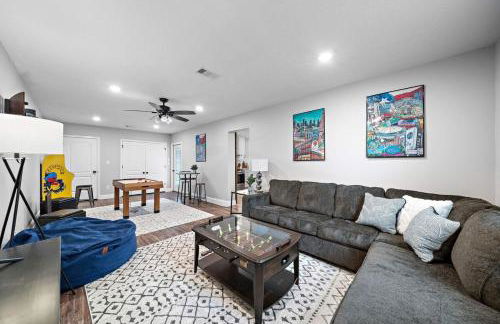 Arcade Covered Patio Sleep 10 3 Bedroom 2 Bath Game Room - Foto 32