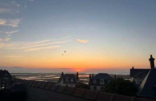 Appartement familial - 2 toits terrasses - vue mer - hyper centre d'Houlgate - Photo 2