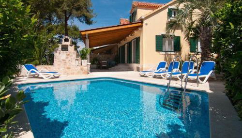 Deluxe Villa Sirena on the beach with Pool - Foto 2