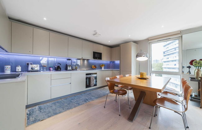 Stylish Three-bedroom Battersea Flat - Foto 10