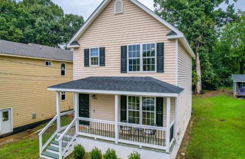 Raleigh Retreat w Fire Pit Patio & Workspace - Foto 1