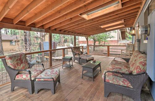 Hot Tub and Patio Pet-Friendly Cabin in Munds Park! - Foto 19