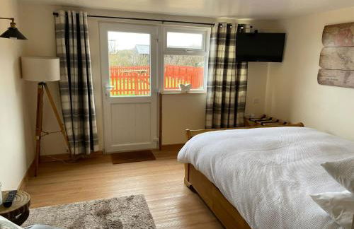 Little Buttercup Cottage - Photo 7