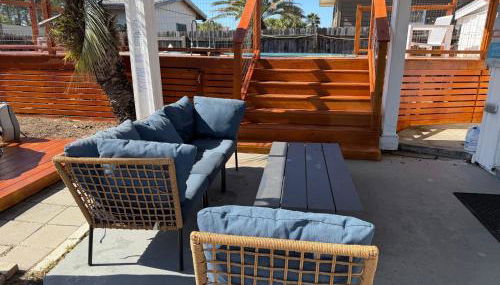 Peaceful Lydia Hide-O-Way - New Pool & Near Beach, Breakfast, Spa & Go-Karts! - Foto 2