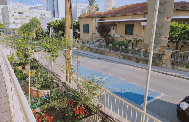 75 NIC - Stay Mythos Down Town House - Photo 3