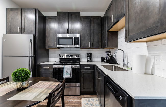 StayOvr at Legacy West - Windrose - Foto 30