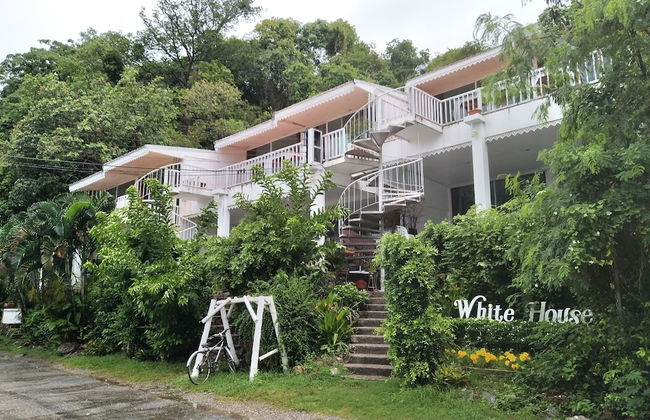 White House Mountian Beach Resort - Photo 1