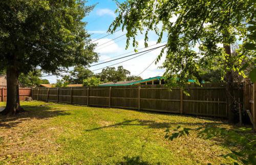 Newly Renovated 6BR 3BA Port Arthur Home with Hot Tub - Foto 34