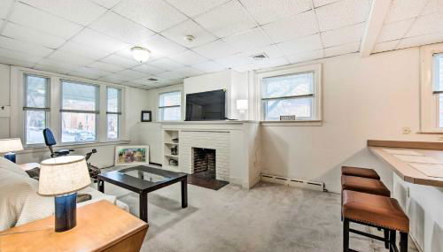 Lancaster Unit with Expansive Covered Porch! - Foto 4