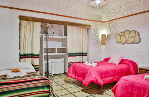 Cuevas El Moral - Foto 27