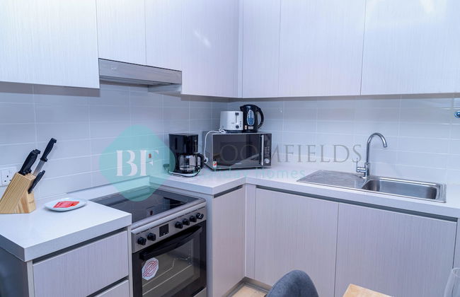 Bloomfields Elegant 1BR in Waters Edge - Foto 7