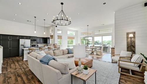 Luxurious Retreat on Lake LBJ Pool, Hot Tub, Dock - Foto 2