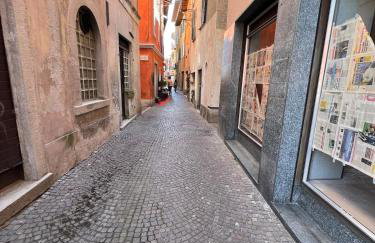 New and luxurious apartment central in Gravedona - Foto 35