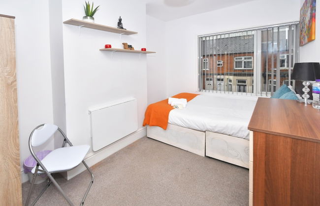 Townhouse @ Lord Street Crewe - Photo 13