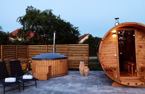 Sauna balia - Nowa Osada Domki przy plaży - całoroczne domki na Mazurach - Foto 6