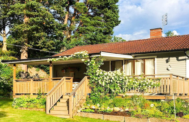 4 Star Holiday Home in Malmkoping - Foto 1