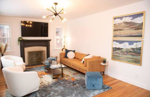 A Touch of Elegance - Foto 32