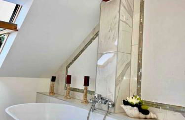 Sonnige Dachgeschoss-Oase! - Foto 13