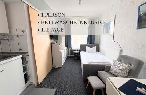 Haus Krabbe Apartments, zentral gelegen zwischen Bremerhaven und Cuxhaven, Hunde kostenfrei willkommen, hauseigene kostenfreie Parkplätze, Unterstellmöglichkeit für Fahrräder und E-Bikes - Foto 7