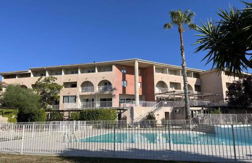 Studio 3 pers climatisé avec piscine à ST FLORENT - Foto 16