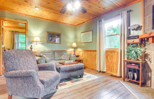 Fox Den with Hot Tub! 22 Mi to Cataloochee Skiing - Foto 5