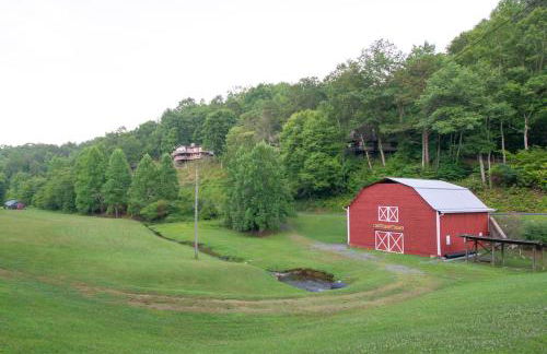 Hot Tub, Fire Pit and Lake Access! Almond Cabin - Foto 40
