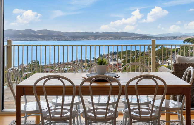 Spectacular Views - 5 Bedroom House - Foto 1