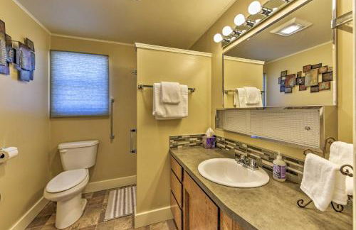 Waterfront Home about 6 Mi to Olympic National Park! - Foto 15