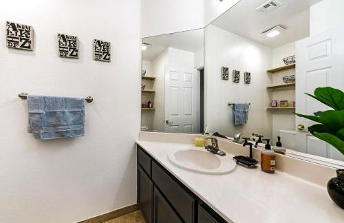 4 BD Spacious, Pool, Extended Stay, Pet Friendly - Foto 45