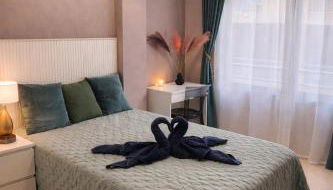 Evita Luxury Apartments - Near Playa Los Locos Beach with Pool - Foto 3