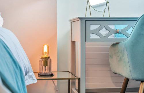 NEW! Stunning 2 Bed Beach Front Penthouse Apartment - Topaz, Compass Point - Foto 45