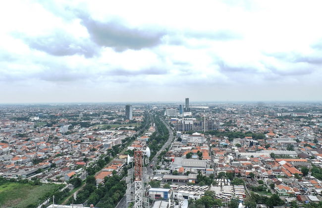 Best View & Strategic 2BR Apartment at Tamansari Papilio - Photo 20