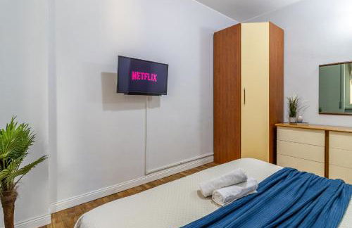 Elegante bilocale AC, WiFi ,5 min Policlinico, 25 min Duomo Milano - Foto 2