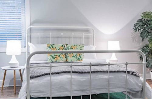 Luxury w/SoakTub* King with 3BR - Foto 38