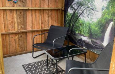 No 5 Newly refurbished 4 bedroom house - Foto 14