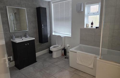 3 Bedroom House in Nottingham - Foto 4