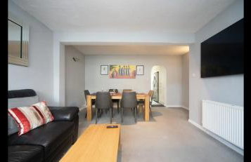 Chessington Blue with parking - Photo 23