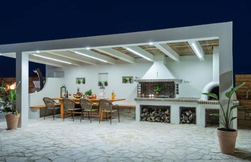 Villa Cela with Private Pool, by ZanteWize - Foto 42