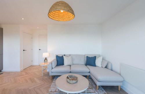 Gwel Y Mor Penthouse by Birch Stays New Home - Photo 27