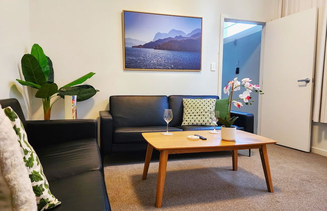 U Suites on Webb - Photo 75