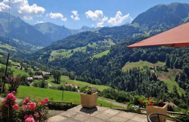 Pierre de Famille - Photo 9