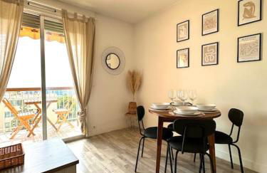 Joli 2 pièces - Proche aéroport - Terrasse vue mer - Foto 13