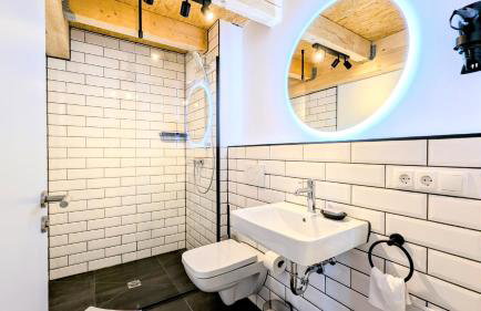 Velaris - Stilvolle Lofts & Penthouses - Premium Wohnen mit Parkplatz & Workstations - Foto 5