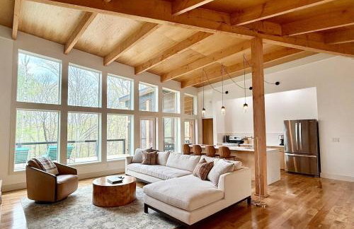 The Hollow House - Foto 15