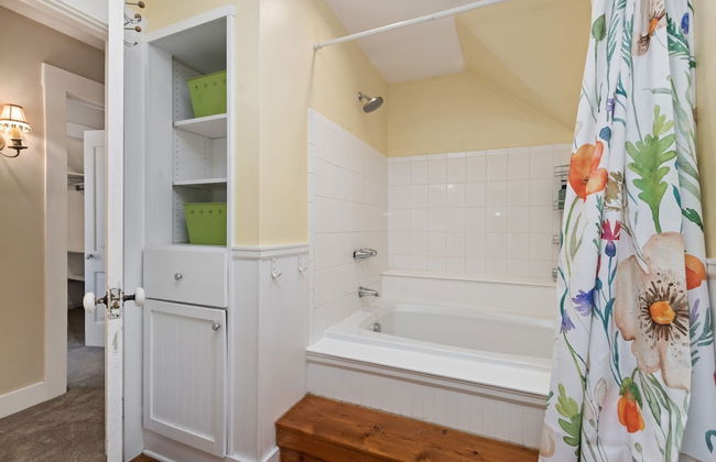 City Park Charm - Vintage Home w/ Modern Comforts - Foto 20