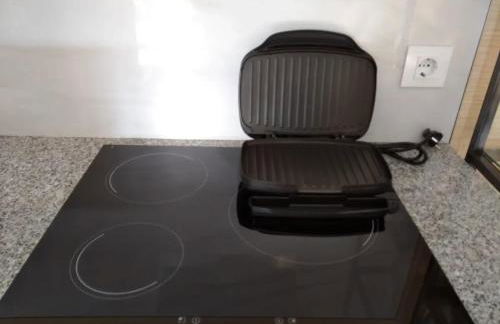 Charming House in Parada with Large Garden - Foto 10