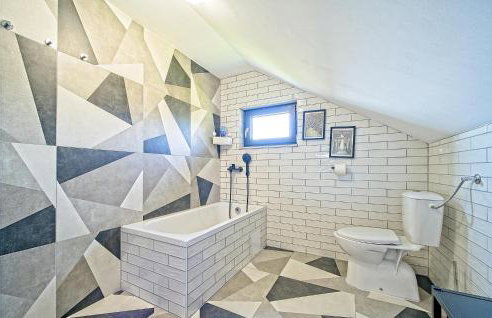 Amazing Home In Ivancici With Wifi - Foto 31