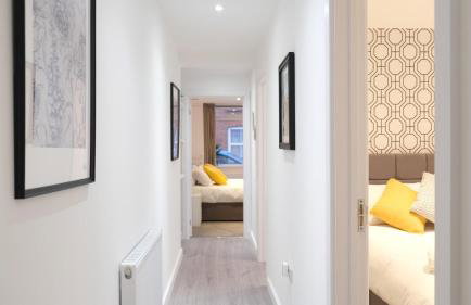 Lovely 2 Bed Apartment w Garden near Northampton - Photo 33